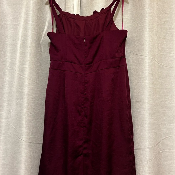 Elegant Burgundy Dress - Picture 3 of 5